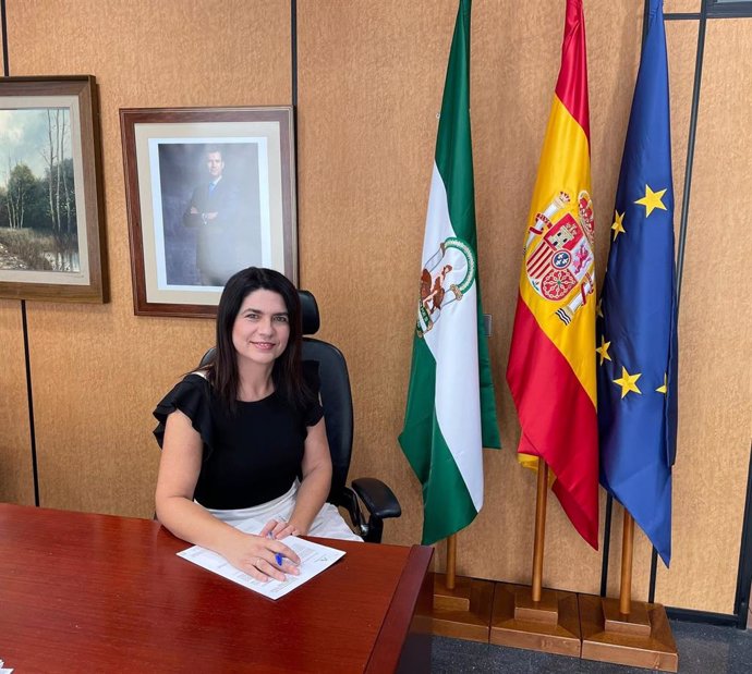 La delegada territorial de Economía, Hacienda, Fondos Europeos y de Industria, Energía y Minas en Huelva, Lucía Núñez.