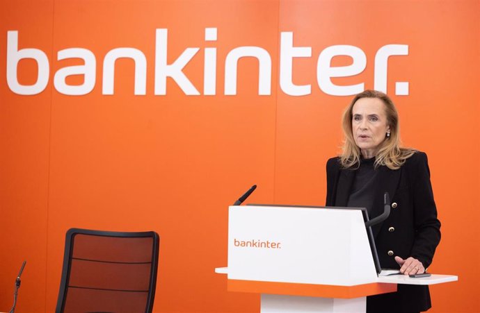 Archivo - La consejera delegada de Bankinter, Gloria Ortiz, ofrece una rueda de prensa para dar a conocer los resultados obtenidos por el banco en el primer semestre de 2024, en la sede central de Bankinter, a 18 de julio de 2024, en Madrid (España). 