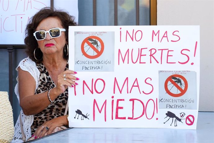 La plataforma del virus del Nilo protesta en Isla Mayor en demanda de la vacuna y más prevención