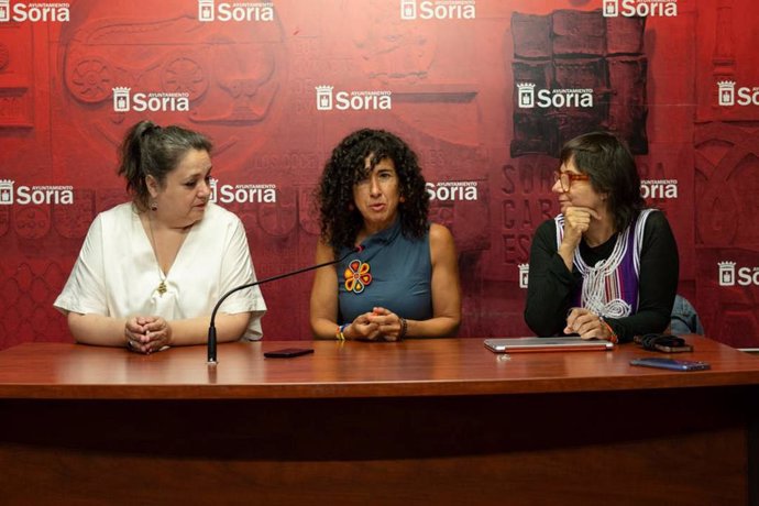 Gayo, Batán y Gonzalo, durante la presentación de las jornadas de emprendimiento femenino.