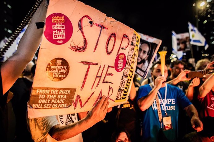 Manifestación en Israel a favor de un acuerdo de alto el fuego y de liberación de rehenes