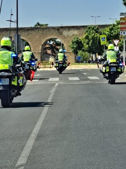 La Unidad de Movilidad y Seguridad de la Guardia Civil en la Vuelta Ciclista a España recorre las carreteras de La Rioja