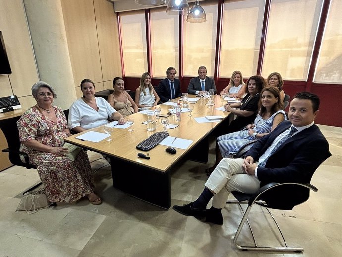 Reunión de Garántia con la Federación Andaluza de Mujeres Empresarias (FAME) en la sede de la CEA.