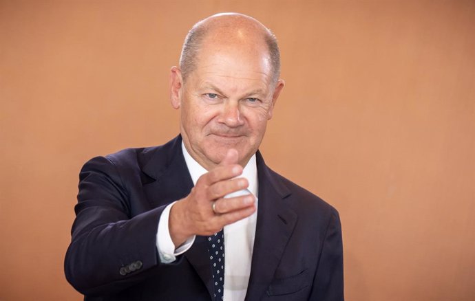 04 September 2024, Berlin: German Chancellor Olaf Scholz arrives at the Federal Cabinet meeting in the Chancellery. Photo: Michael Kappeler/dpa