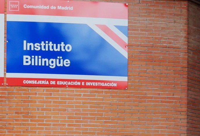 Archivo - Insituto Bilingüe de la Comunidad de Madrid