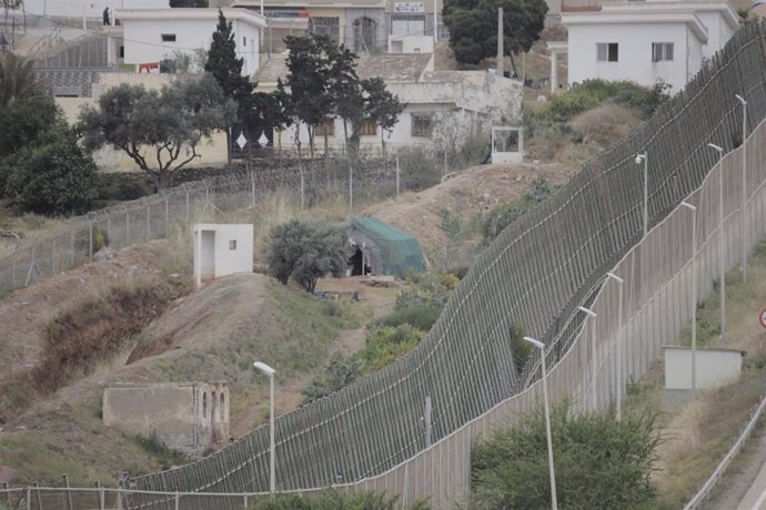 Archivo - Imagen de archivo de la frontera de Melilla