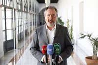 Espadas pide a Moreno que abandone su "hipocresía y mentiras" en financiación y busque un "buen acuerdo" para Andalucía