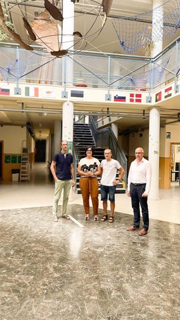 Visita de la delegada de Desarrollo Educativo y Formación Profesional de la Junta en Granada, María José Martín, al IES Los Neveros