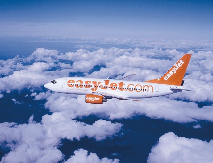 Archivo - Aeronave de easyJet