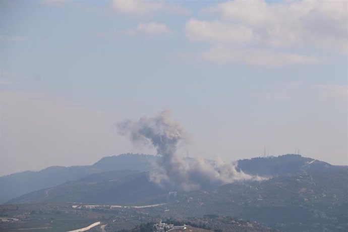 Humo tras un ataque israelí en Líbano