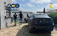 Dos detenidos en Dos Hermanas por el robo de coches de alta gama y sustracciones con fuerza en locales comerciales