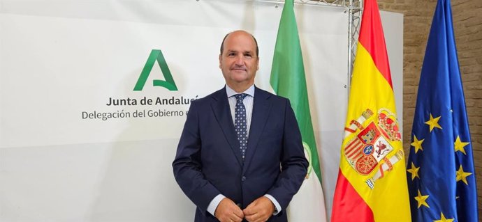 El delegado Territorial de Economía, Hacienda, Fondos Europeos y de Industria, Energía y Minas en Sevilla, Antonio José Ramírez Sierra