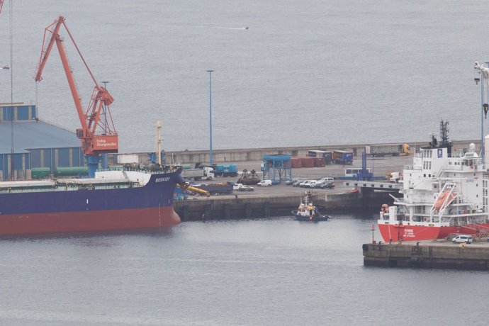 Zona del puerto de El Musel, en Gijón, donde se produjo un accidente con dos fallecidos.