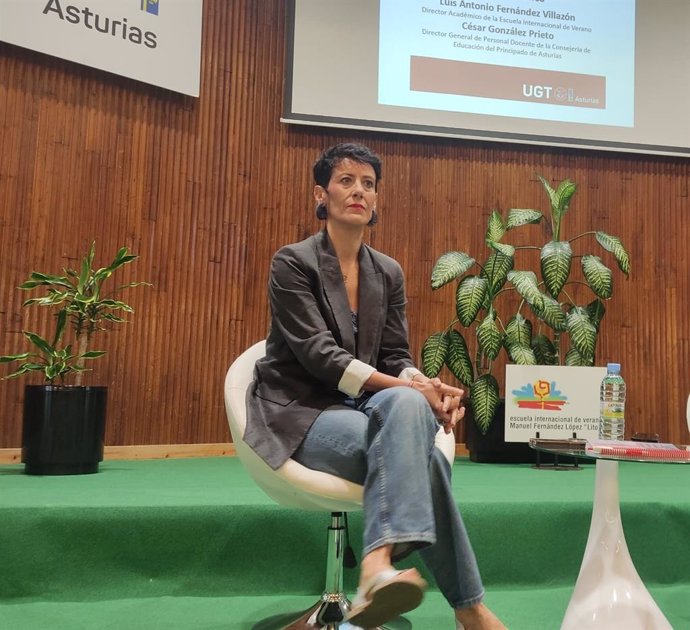 La ministra de Inclusión, Seguridad Social y Migraciones, Elma Saiz, en Oviedo.