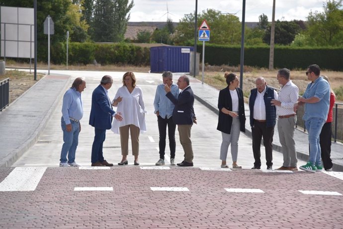 Visita institucional a Grijota para comprobar las mejoras tras las obras para la mejora de la conexión vial.