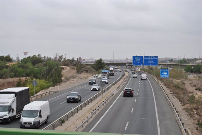 Archivo - Carreteras de la Región de Murcia durante la Operación Especial de tráfico Verano 2024