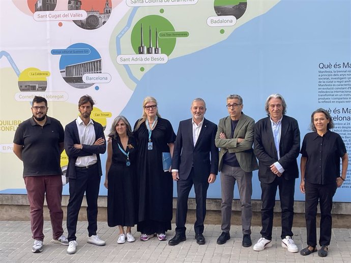 Presentación de Manifesta 15 Barcelona Metropolitana, con el alcalde Jaume Collboni, el secretario de Estado Jordi Martí y la directora de la bienal Hedwig Fjien