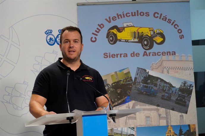 Manuel Hermoso, presidente del Club Vehículos Clásicos Sierra de Aracena.