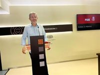 El PSOE acusa al Gobierno autonómico de recortar en 300 profesores y "precarizar" la educación con más interinidad