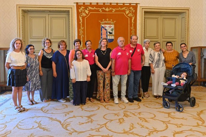 Recepción del Ayuntamiento de Salamanca a miembros de la Asociación del Síndrome de Turner.