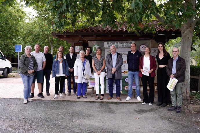 El consejero Aierdi, en la presentación del proceso participativo del Camino de Irati en Lumbier.