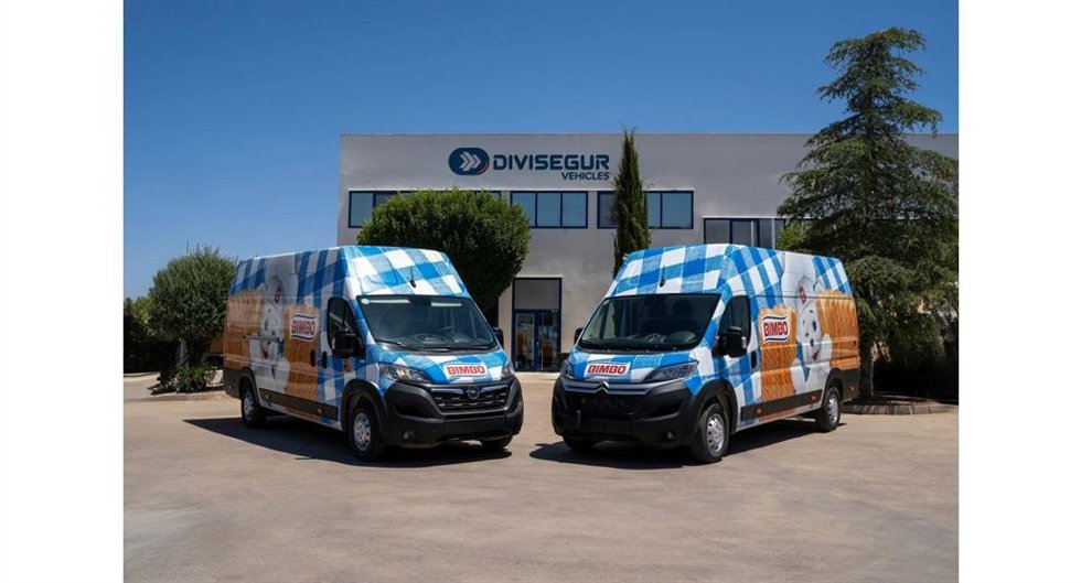 Stellantis entrega más de 400 vehículos comerciales a Grupo Bimbo de las marcas Citron y Opel.