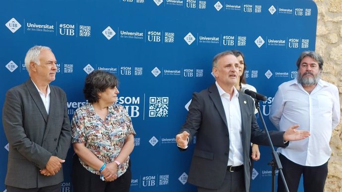 El rector de la UIB, Jaume Carot, en la rueda de prensa previa al a inauguración del curso 2024-2025.