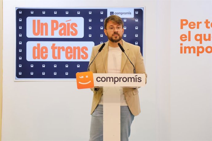 Archivo - Arxiu - El diputat de Compromís Alberto Ibáñez