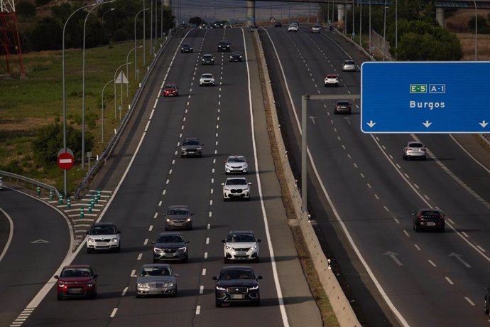 Varios vehículos en la autovía A1