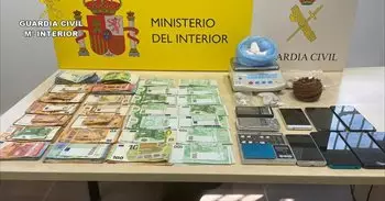 La Guardia Civil desmantela un 'supermercado de la droga' en un domicilio del centro de Aledo (Murcia)