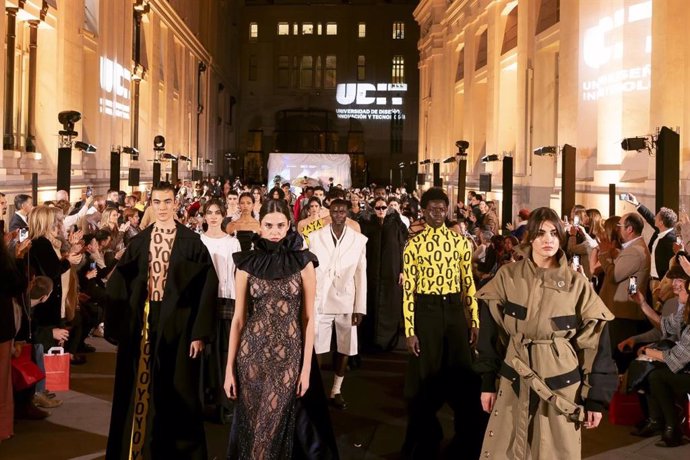 Los jóvenes diseñadores de UDIT presentan "Mundos Paralelos", su nueva colección para MBFWMadrid