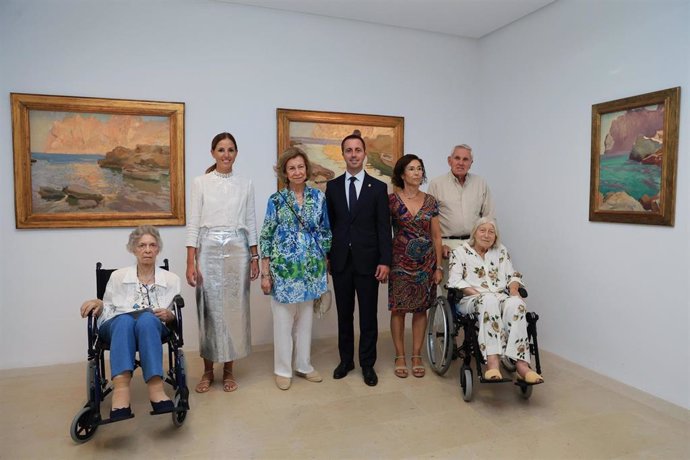 La Reina Sofía visita el Museo de Mallorca