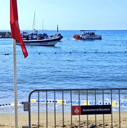 Playa del Somorrostro, en Barcelona, cerrada por la policía ante una protesta contra la Copa América de Vela, a 7 de septiembre de 2024