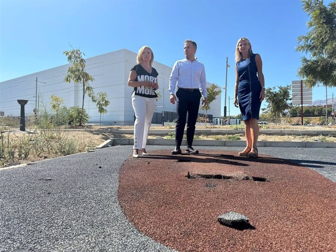 Visita al entorno del espacio comercial Jaén Plaza. 