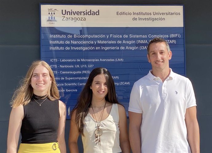 Ángela Carrión Antolín, Sandra Arroyo Urea y Javier García Nafría, autores del estudio de la Universidad de Zaragoza.