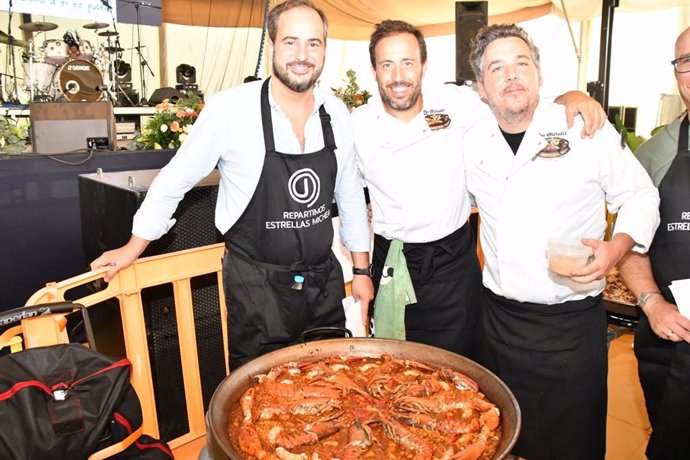 La feria de Tomares premia a los ganadores de los concursos de arroces, tapas y casetas