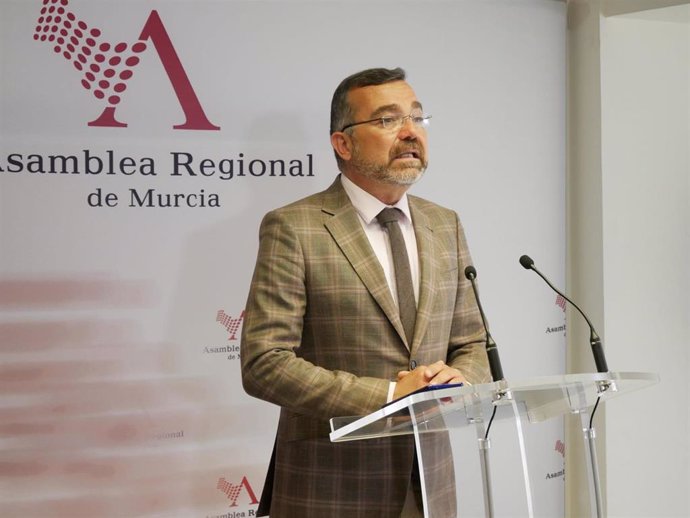 El diputado regional del Partido Popular Carlos Albaladejo