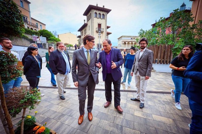 El presidente de la Generalitat, Salvador Illa, en una visita institucional a Arbúcies (Girona)