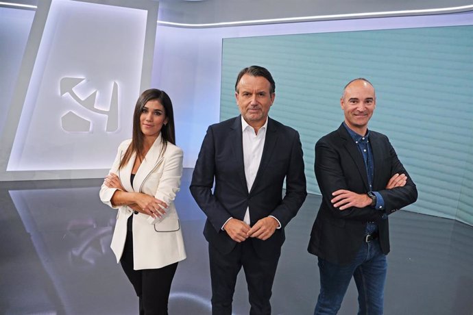 Los presentadores del Buenos Días de ATV