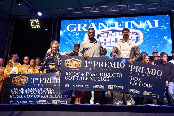 El bailarín Juan Ronin gana el Talent Show Excelencia Santander