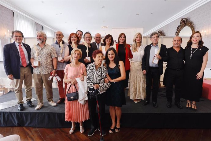 Foto de los Galardonados en la 35 Edición de los Premios 'Amigos del Teatro'