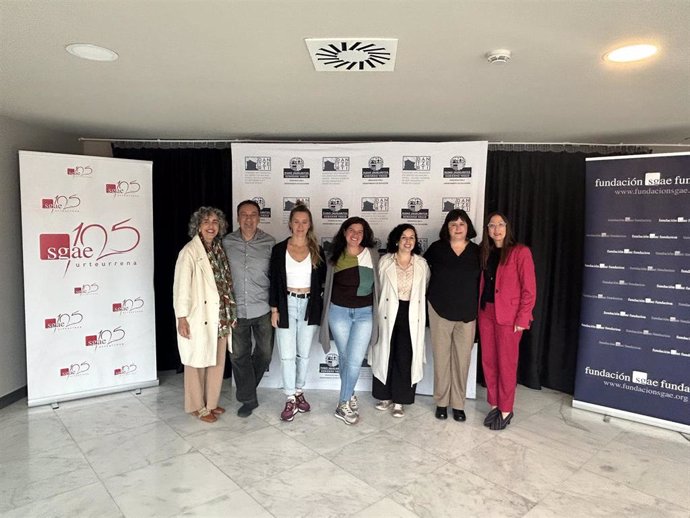 Ibone Bengoetxea, y  Begoña Pedrosa participan en el acto de apertura de Dantzerti.