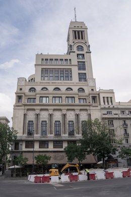 Archivo - La nueva fachada del Círculo de Bellas Artes, a 25 de agosto de 2021, en Madrid (España). El Círculo de Bellas Artes de Madrid estrena este miércoles su nueva fachada tras finalizar los trabajos de restauración y retirar los andamios. El edifici