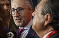 Arcadi España reprocha a Mazón su posición sobre la condonación de la deuda: "Hay días que es una cosa y otros es otra"