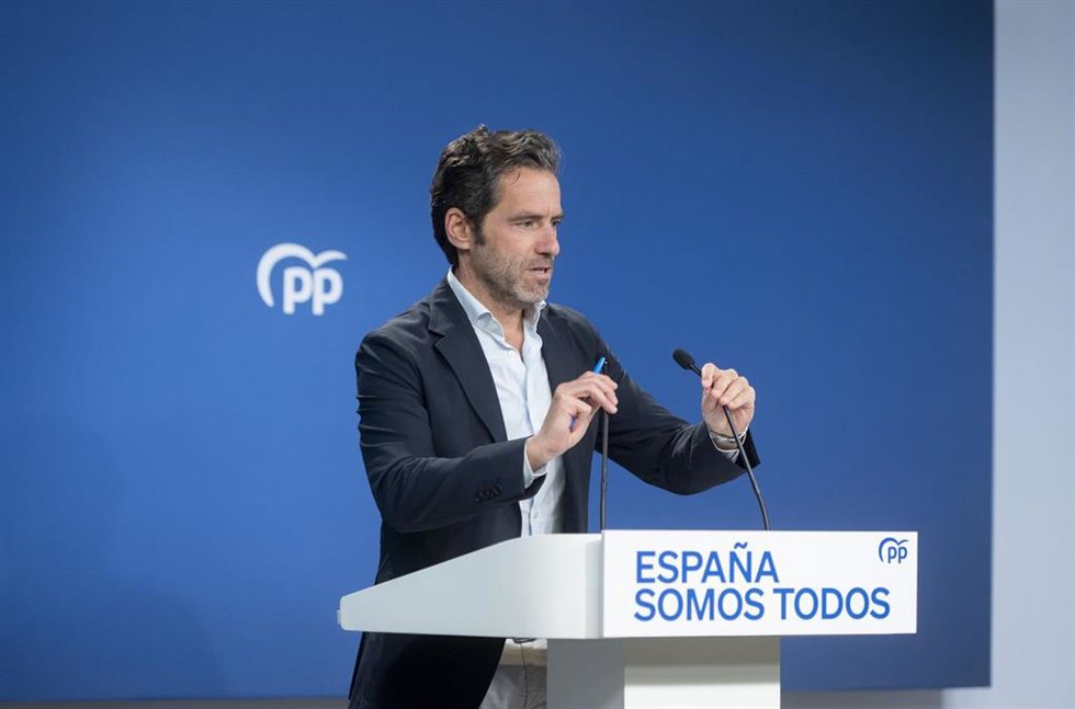 El diputado nacional y portavoz del PP, Borja Sémper, durante una rueda de prensa tras la celebración del Comité de Dirección del Partido Popular en la sede nacional del partido, en Madrid (España). Durante su comparecencia, Sémper ha anunciado que su p