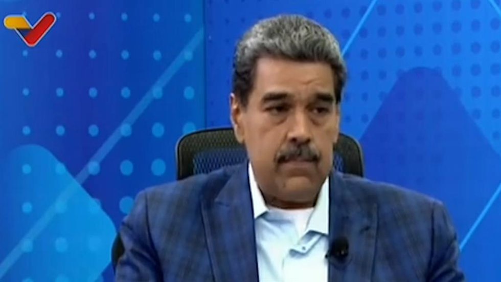 Maduro afirma que "respeta" la decisión de exilio de González