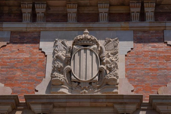 Archivo - Detalle de la fachada del Parlament de Cataluña, en Barcelona, Cataluña (España).