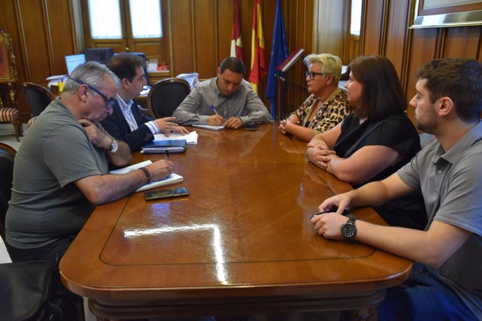 La Diputación de Cuenca se reúne en Huete.