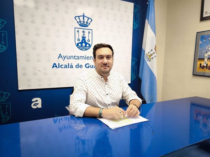 El delegado de Cultura y Turismo del Ayuntamiento de Alcalá de Guadaíra, Christopher Rivas, ha indicado que 'Noctaíra' consolida Alcalá de Guadaíra como destino cultural en el verano de la provincia de Sevilla.