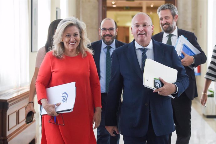 El portavoz del PP en el Congreso, Miguel Tellado, a su llegada a una reunión de la Junta de Portavoces, en el Congreso de los Diputados, a 10 de septiembre de 2024, en Madrid (España).